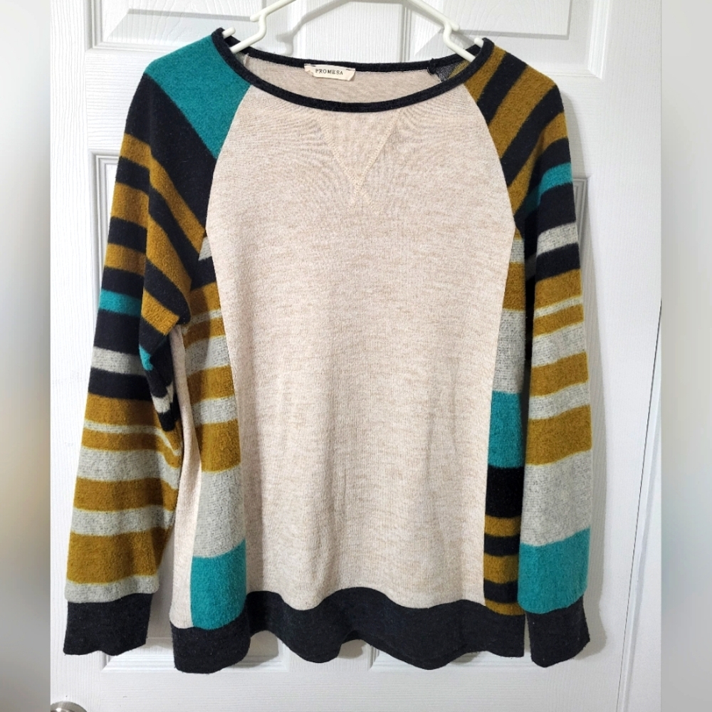 Womens sweater, size L, tan